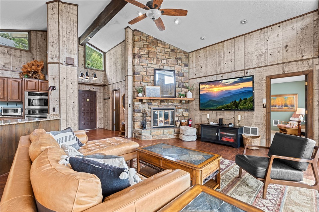 173 Skiview Road Property Photo 11