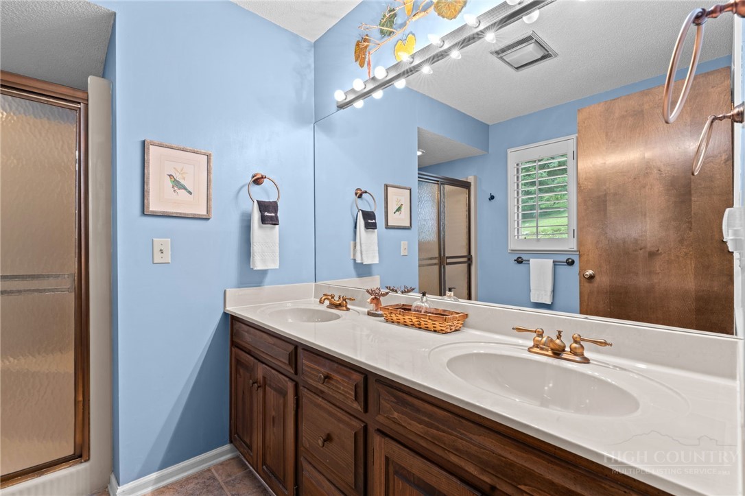 173 Skiview Road Property Photo 24