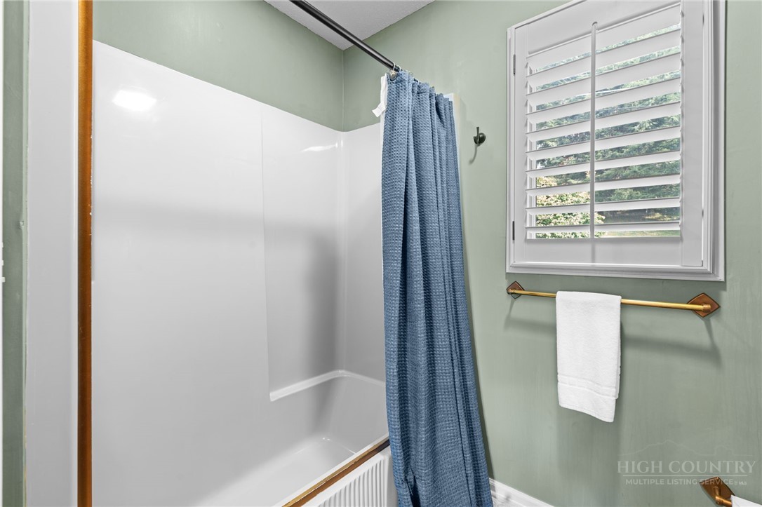 173 Skiview Road Property Photo 29