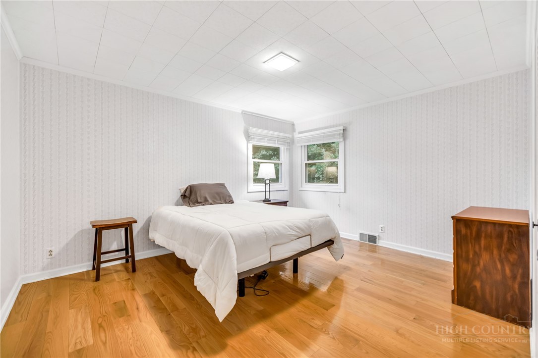 147 Forest Hill Drive Property Photo 16