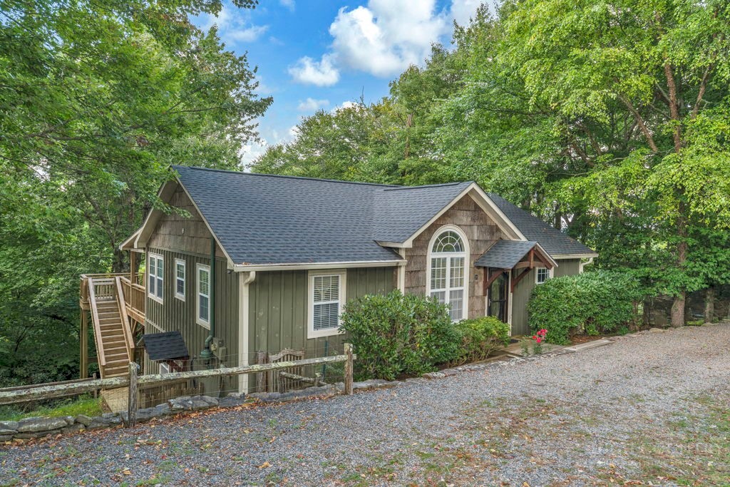270 Grovers Knob Property Photo 2