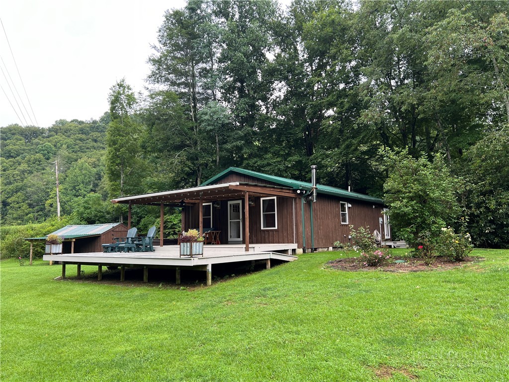 144 S Flatwoods Road Property Photo 2