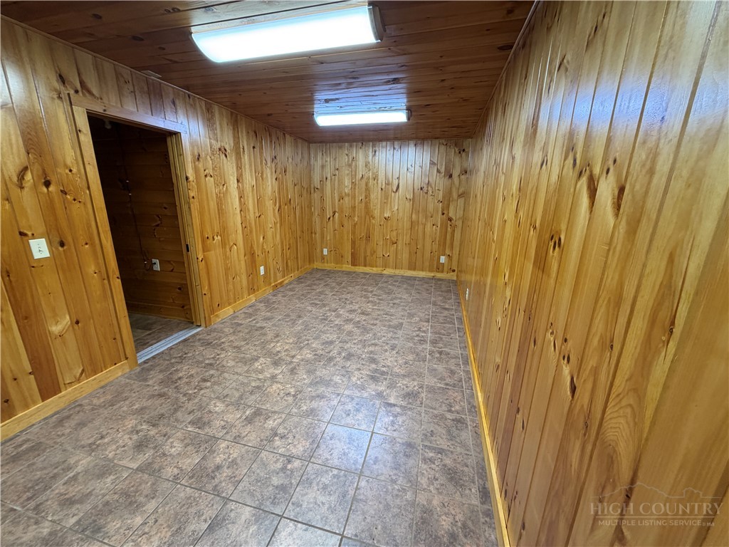 144 S Flatwoods Road Property Photo 20