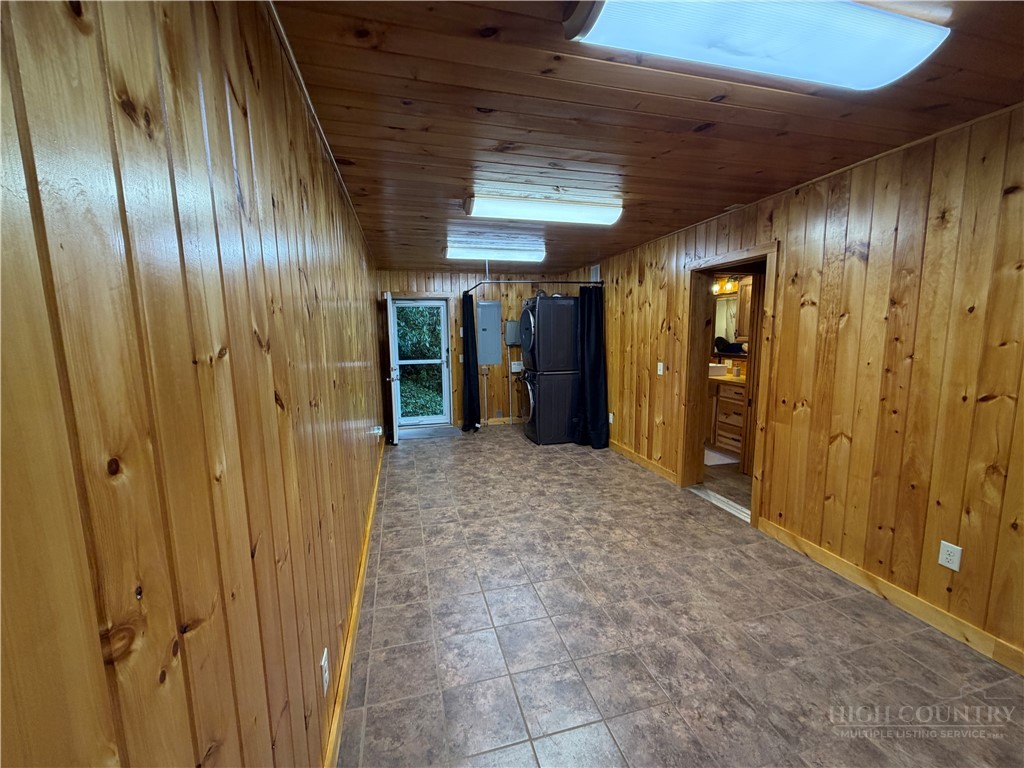 144 S Flatwoods Road Property Photo 21