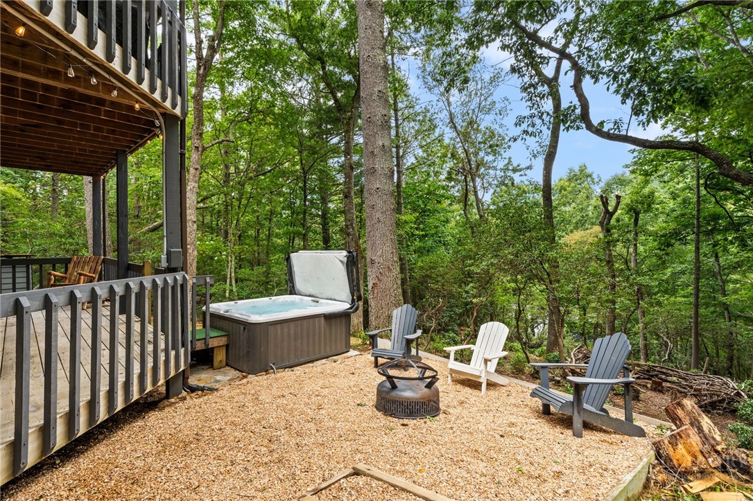 383 Bear Ridge Trail Property Photo 4