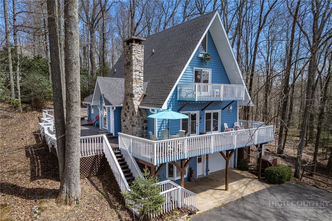 140 Leigh Circle Property Photo 1