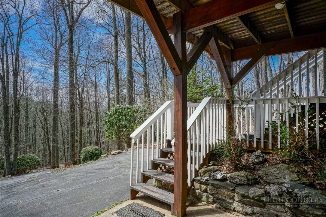 140 Leigh Circle Property Photo 11