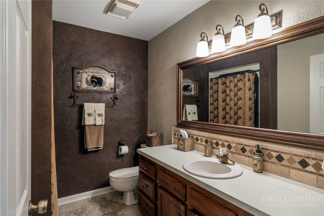 140 Leigh Circle Property Photo 27