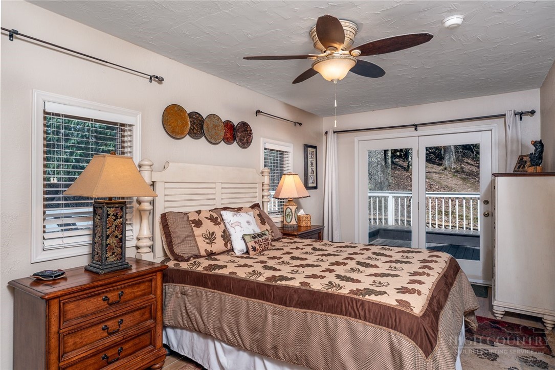 140 Leigh Circle Property Photo 28