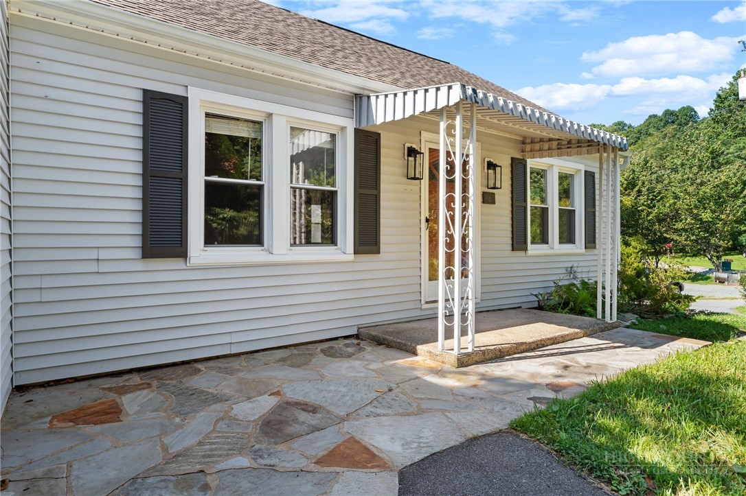 485 Green Street Property Photo 30
