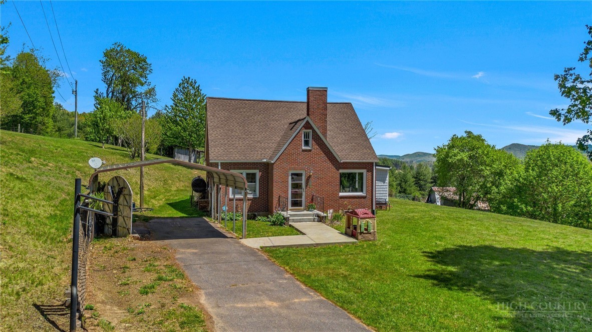 1607 Will Vannoy Road Property Photo 1