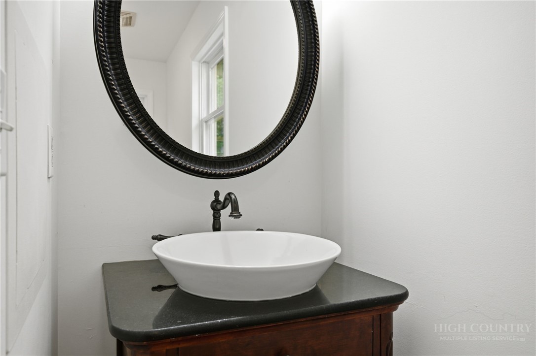 466 Dayspring Drive Property Photo 36