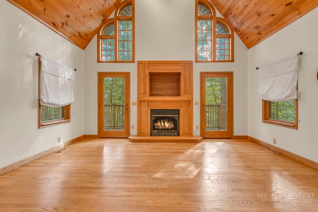 735 Holleridge Road Property Photo 10