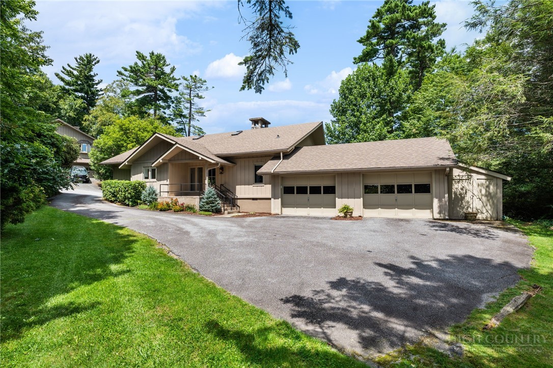 139 The Pines Property Photo 1