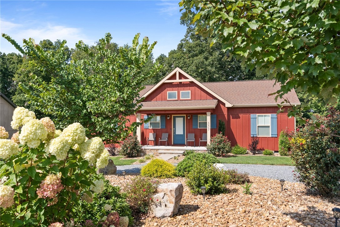 353 Turtle Ridge Road Property Photo 1