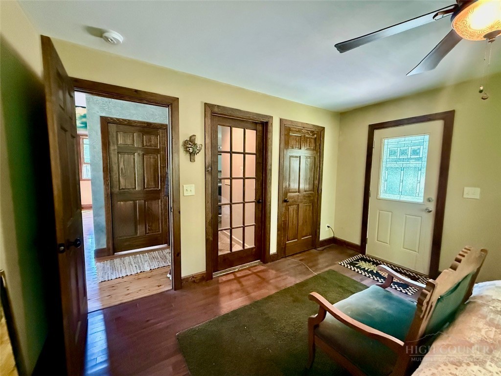 7568 Big Laurel Road Property Photo 11