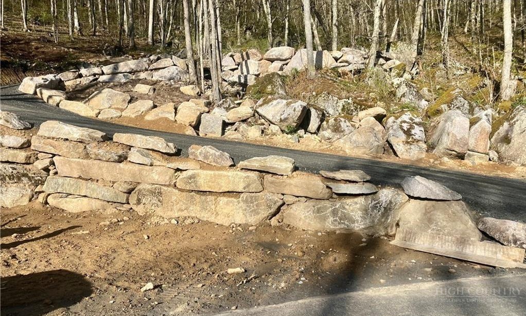 G56 Sky Camp Road Property Photo 4
