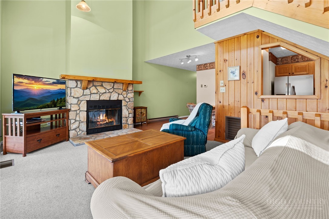 184 Mountain Club Drive D3 Property Photo 6