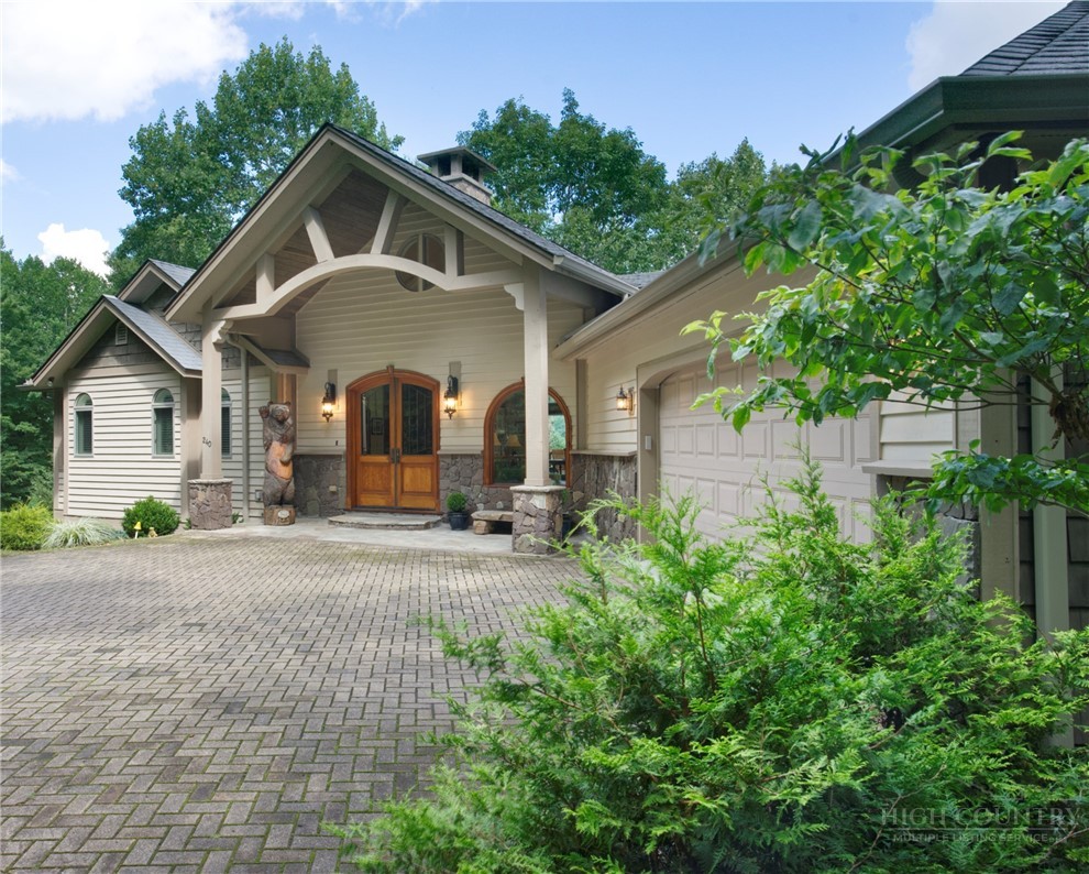 240 Crestwood Springs Court Property Photo 1