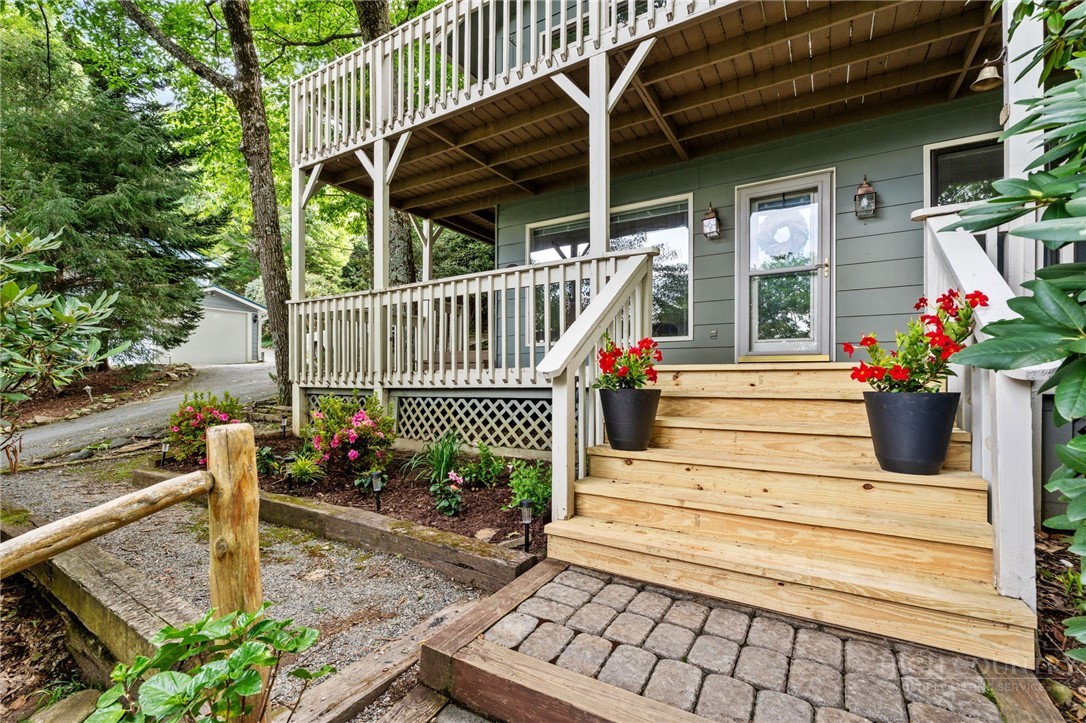 188 Laurel Hill Drive Property Photo 2