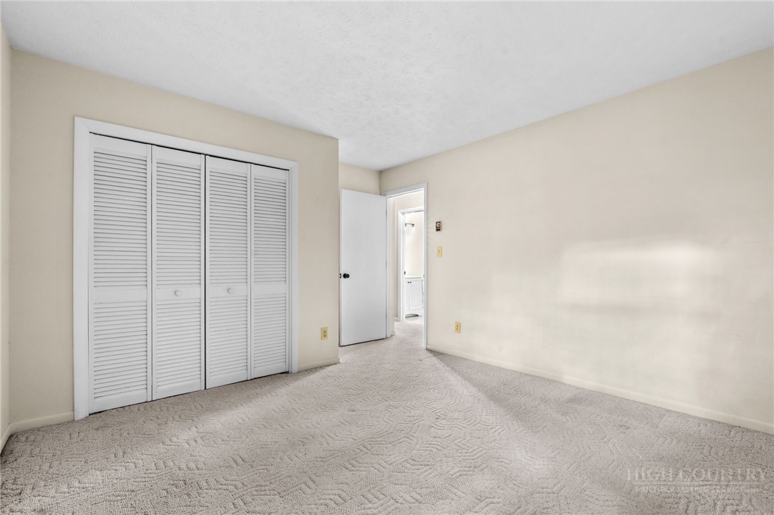 188 Laurel Hill Drive Property Photo 20