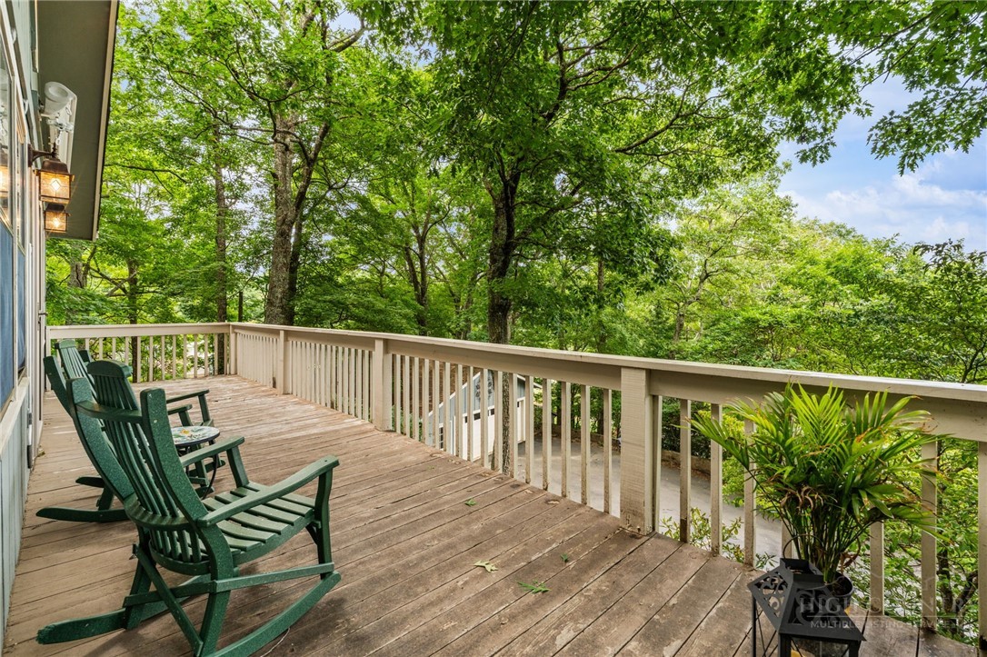 188 Laurel Hill Drive Property Photo 25