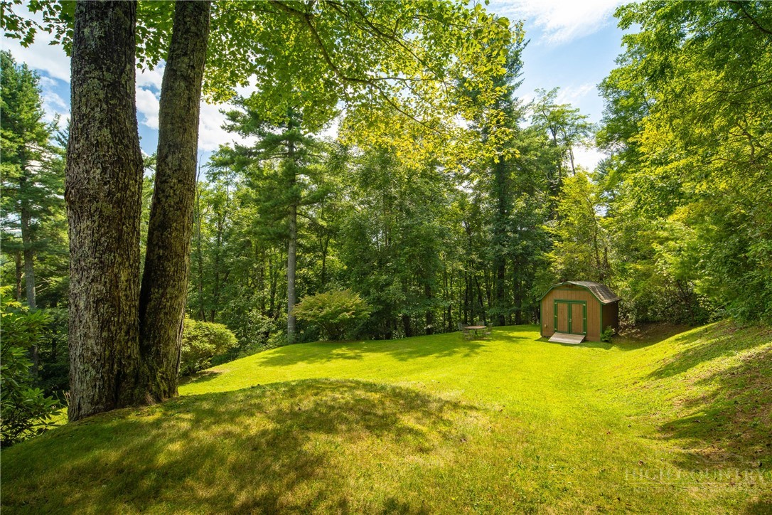 276 Storie Road Property Photo 8
