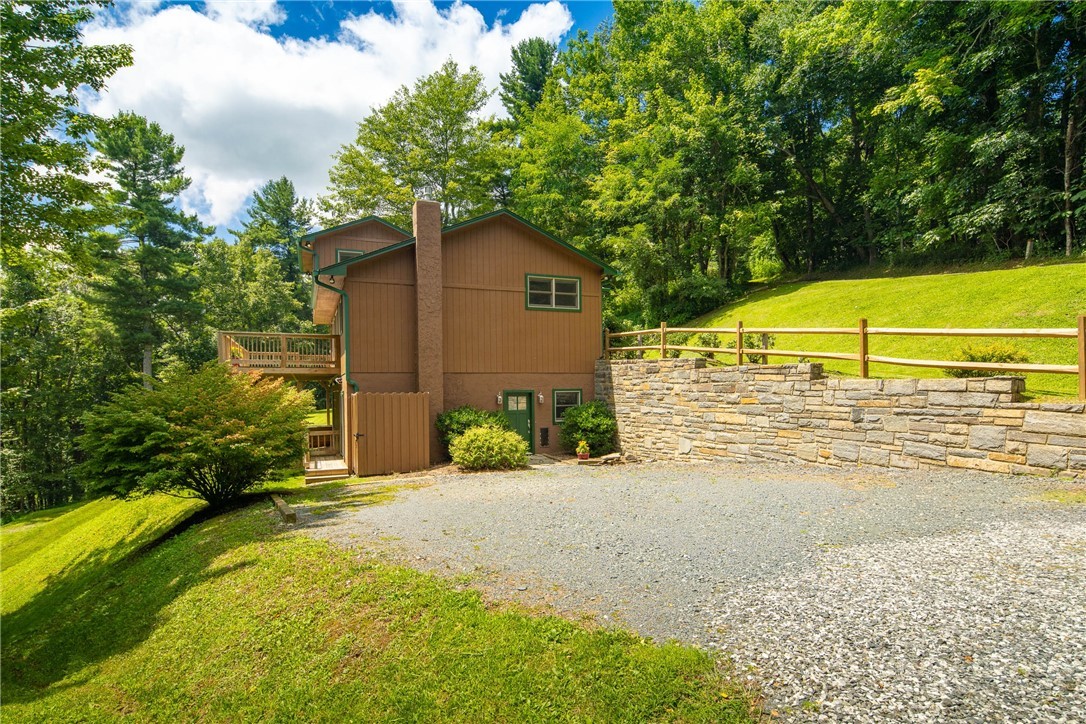 276 Storie Road Property Photo 37