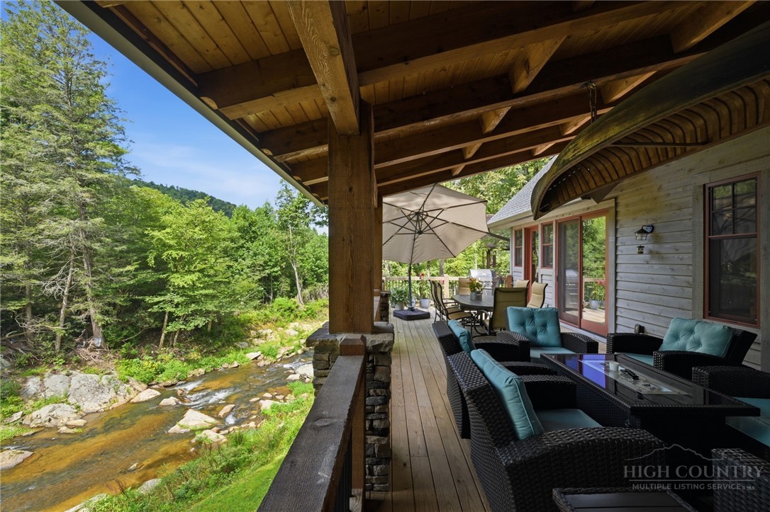 148 River Haven Drive Property Photo 16
