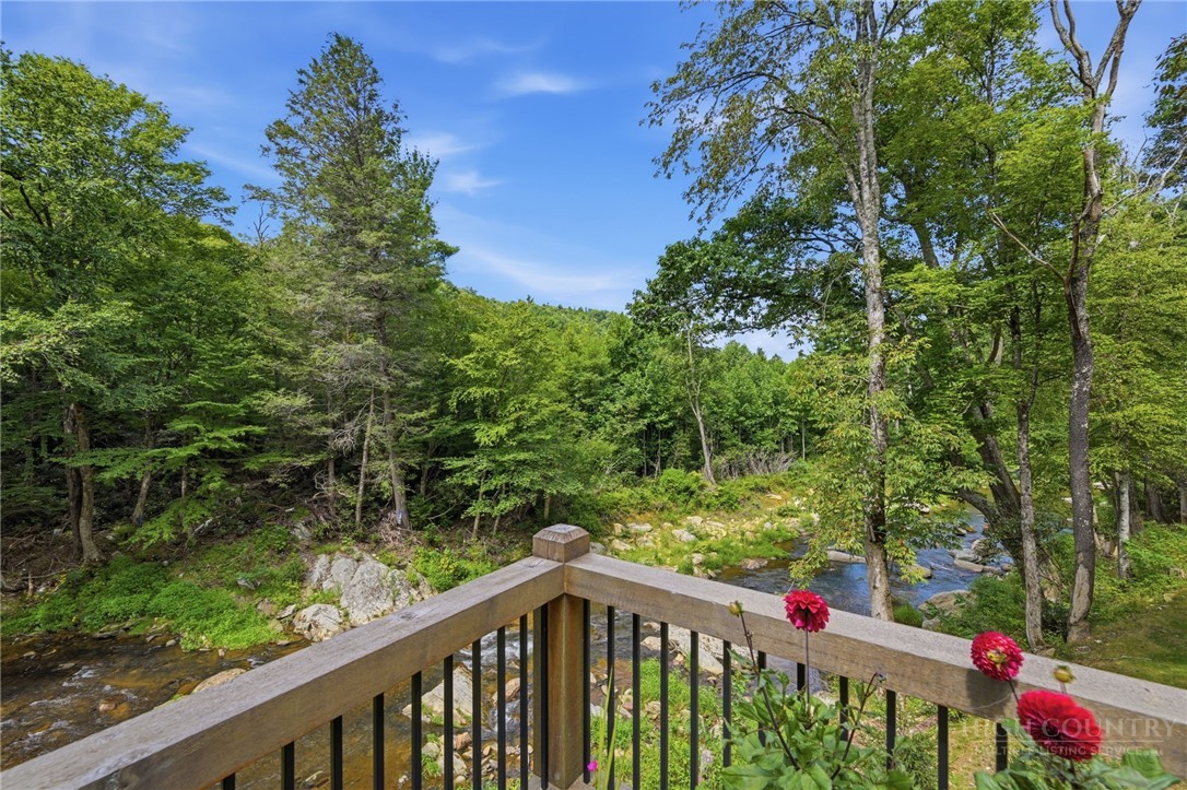 148 River Haven Drive Property Photo 18