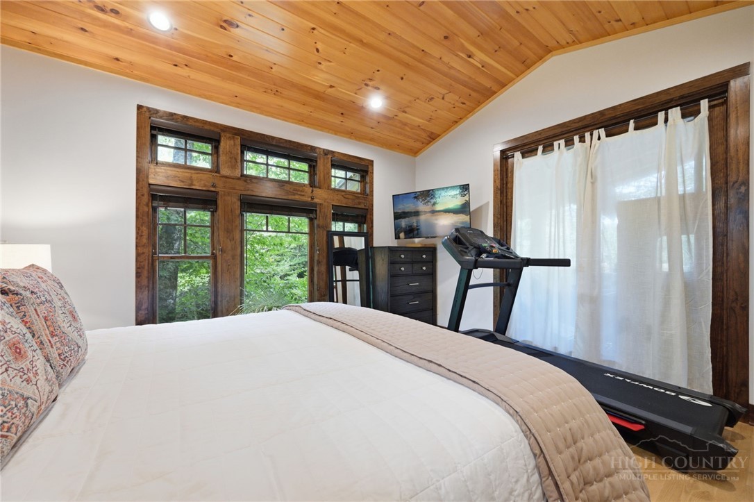 148 River Haven Drive Property Photo 24