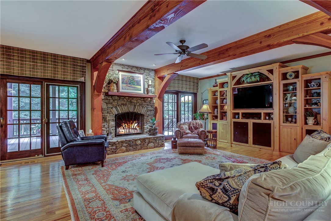 201 Grandwood Lane Property Photo 21
