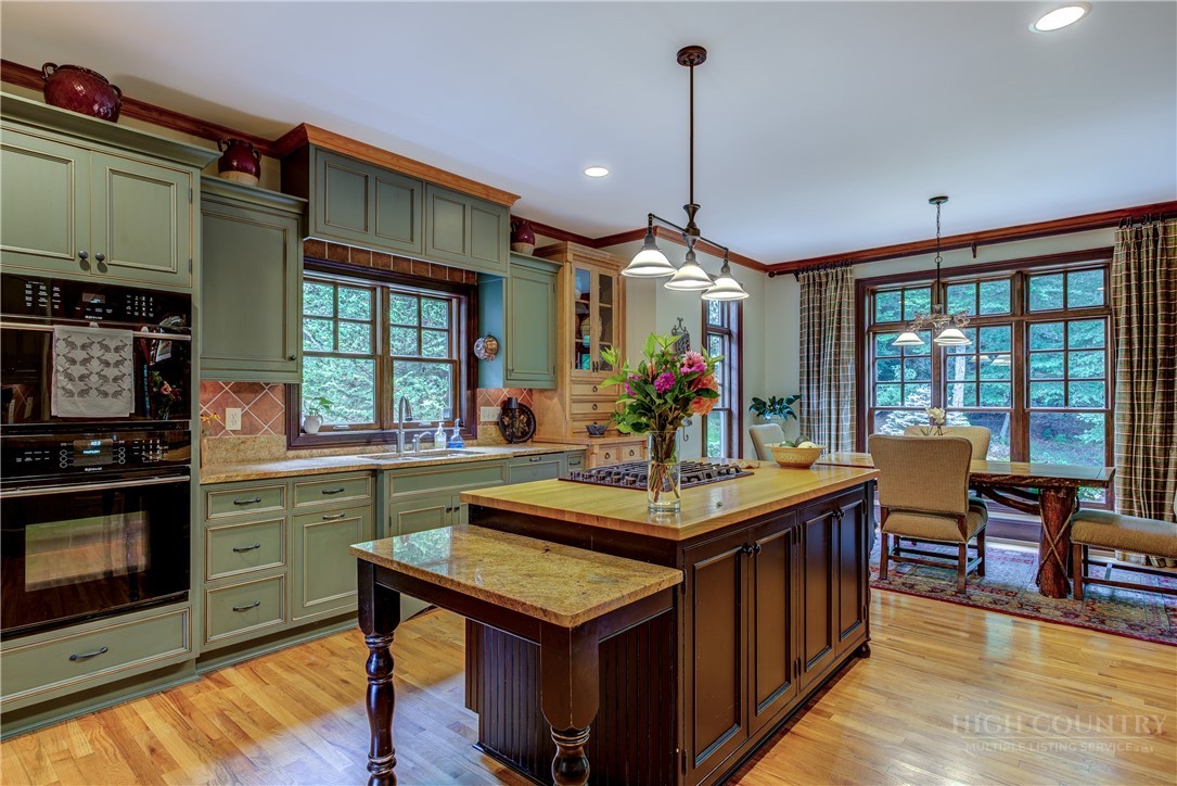 201 Grandwood Lane Property Photo 29