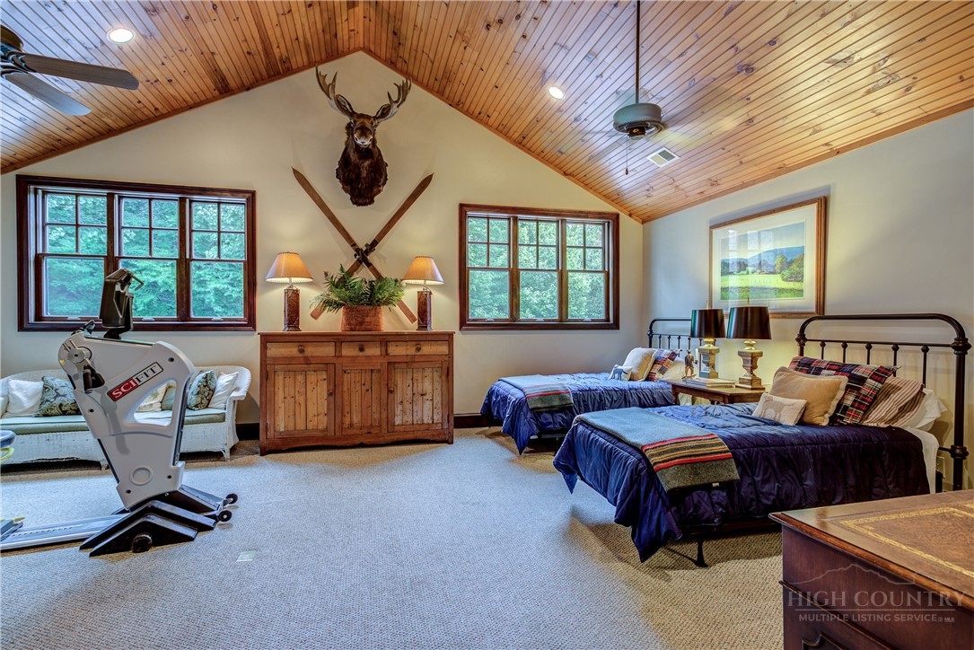 201 Grandwood Lane Property Photo 47