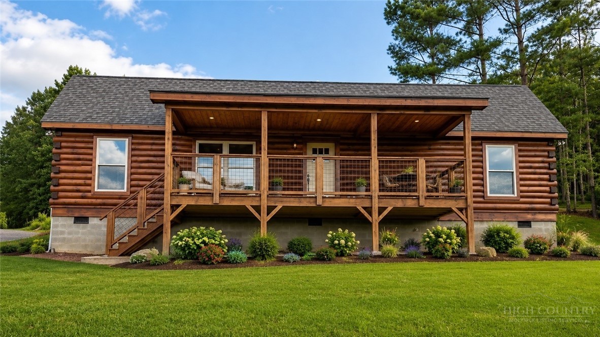 608 Willowbend Lane