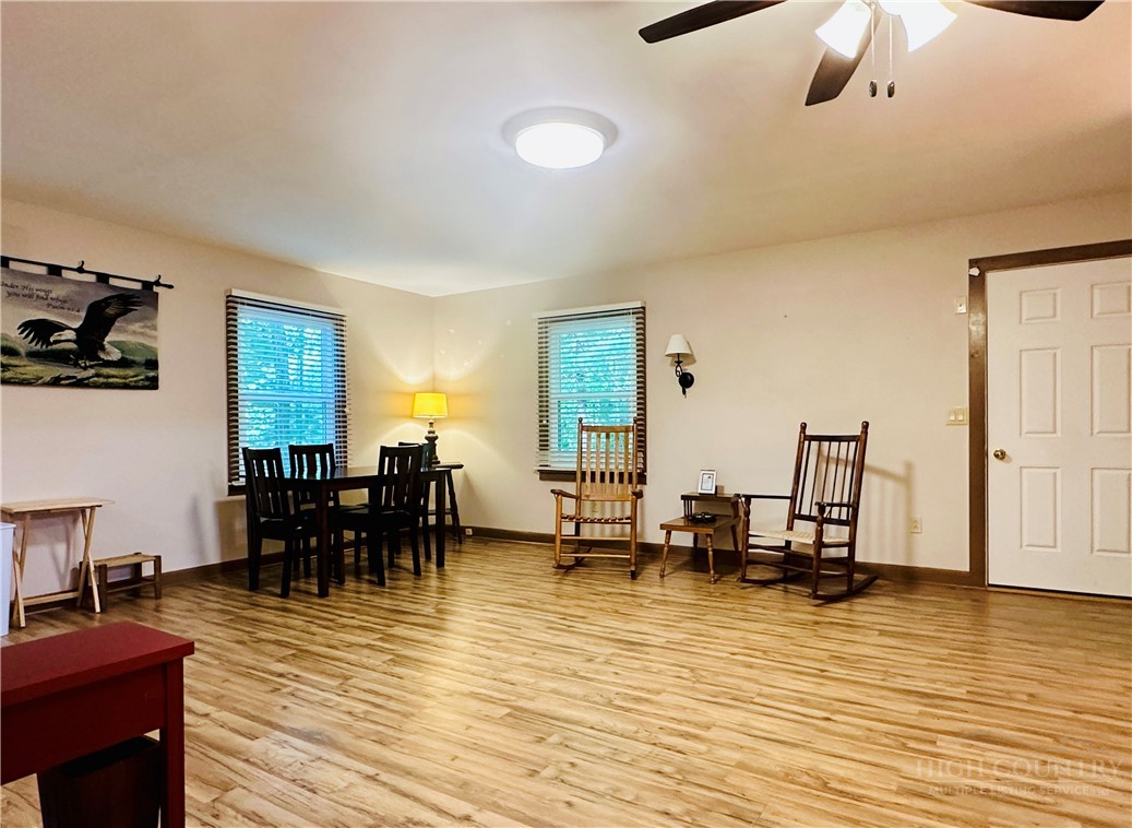 319 Walnut Hills Circle Property Photo 4