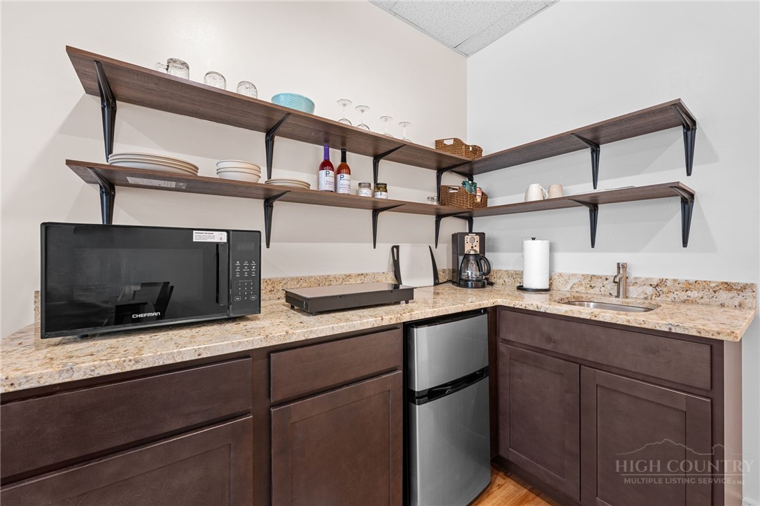 3441 Beech Mountain Parkways C1 Property Photo 17