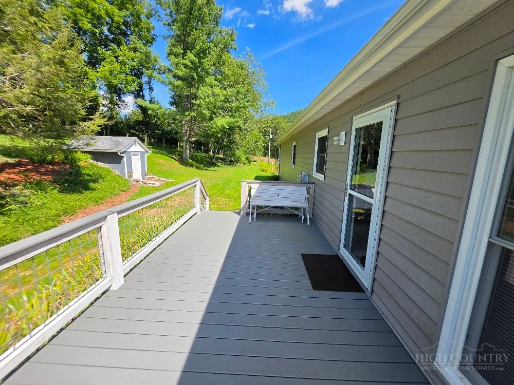 611 Rose Road Property Photo 11