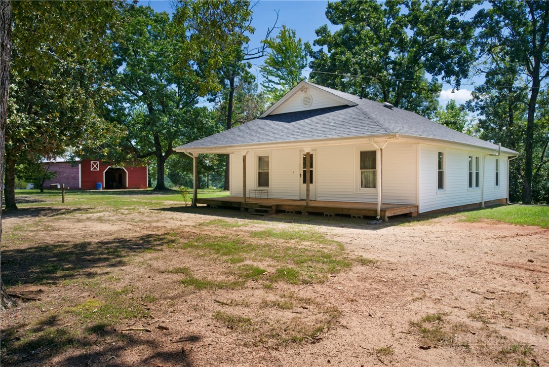 1002 Tanner Road Property Photo 7