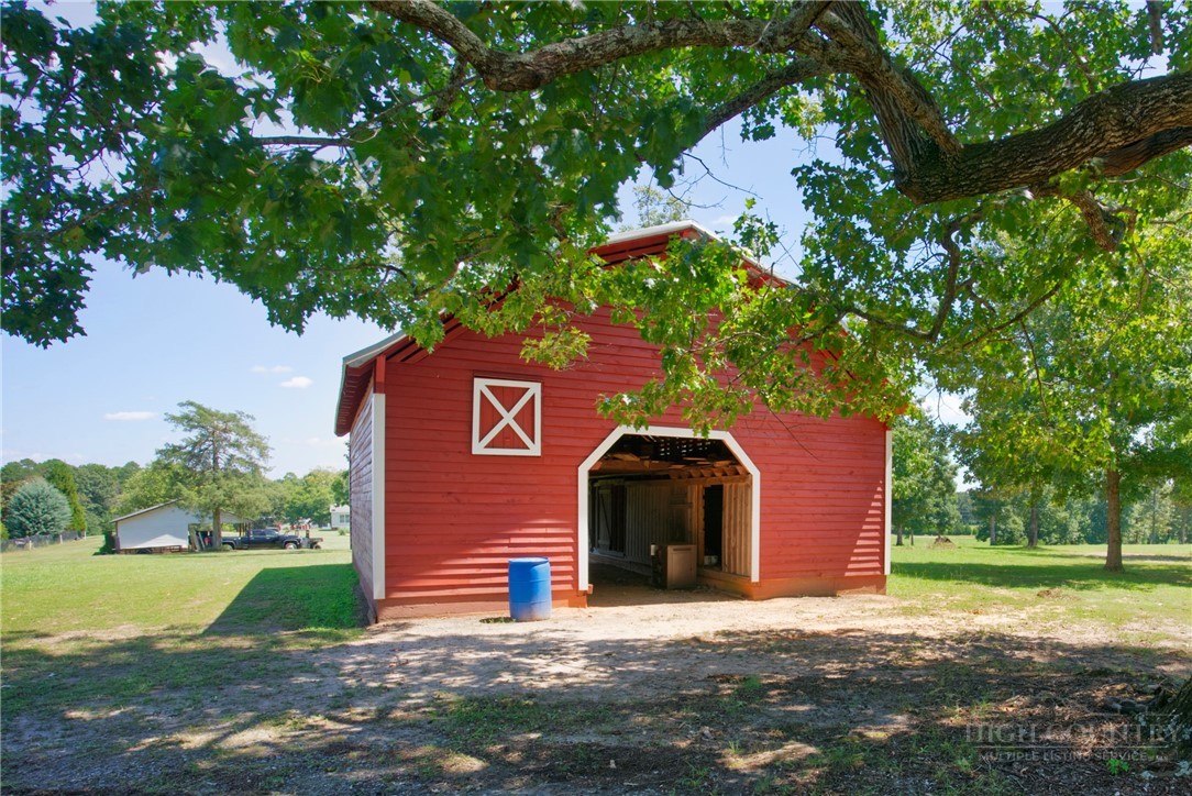 1002 Tanner Road Property Photo 24
