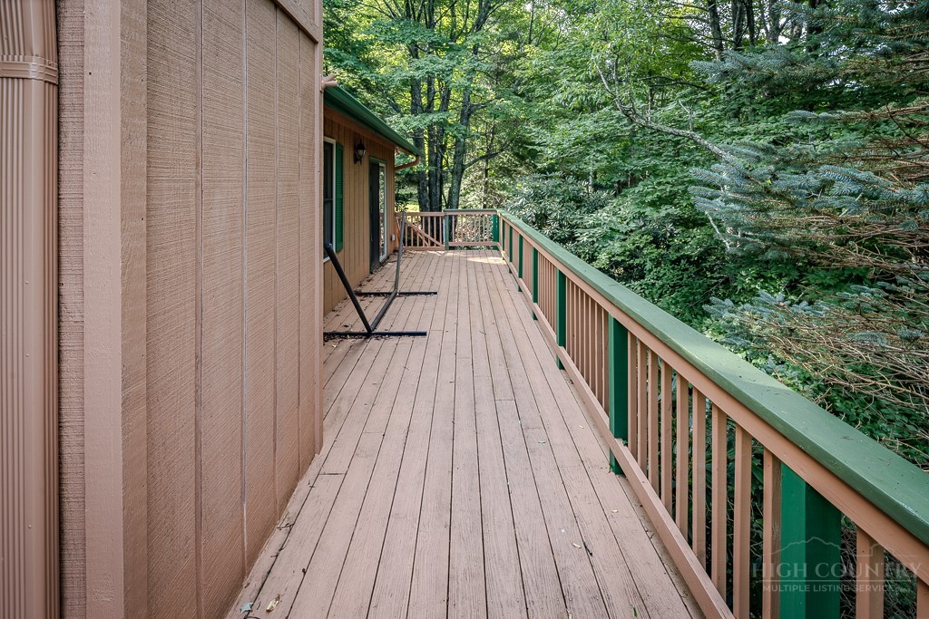 114 Mill Pond Lane Property Photo 34