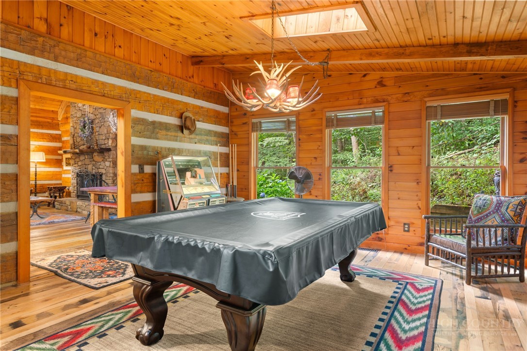 982 Jakes Mountain Road Property Photo 12