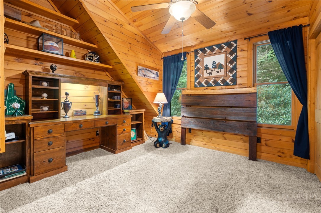 982 Jakes Mountain Road Property Photo 30