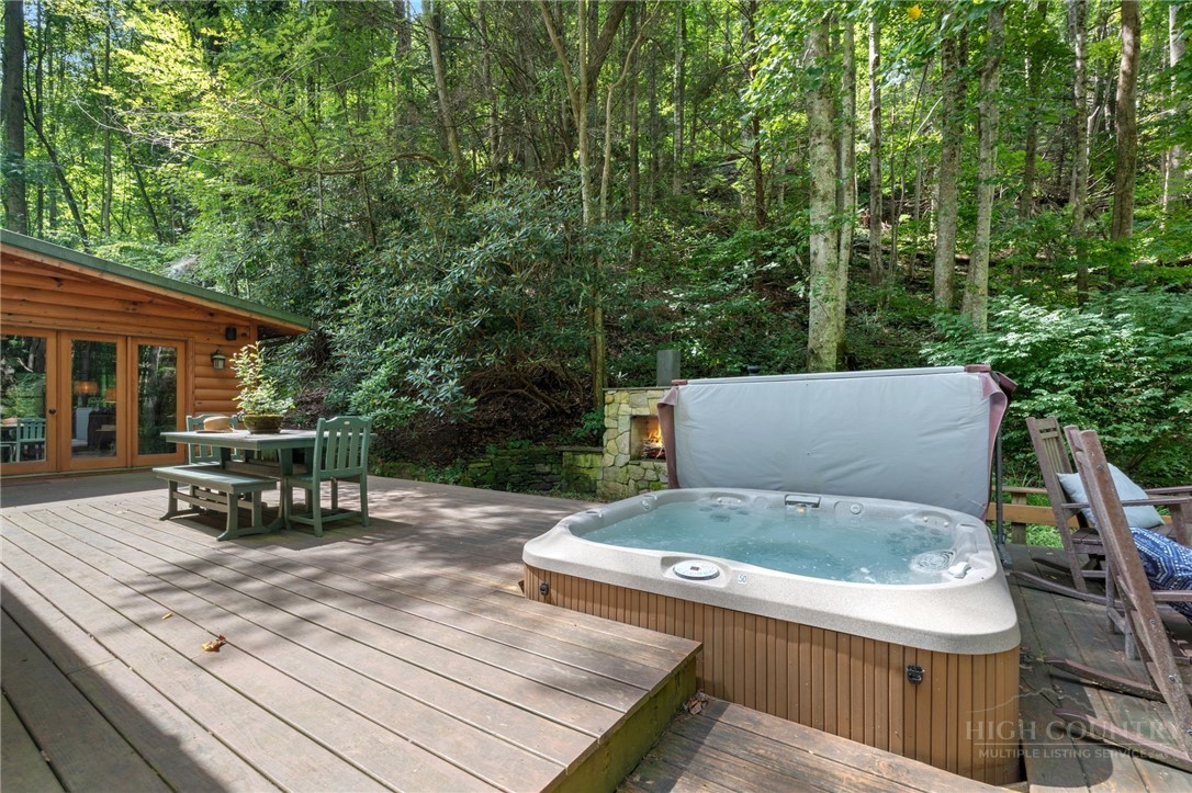982 Jakes Mountain Road Property Photo 34
