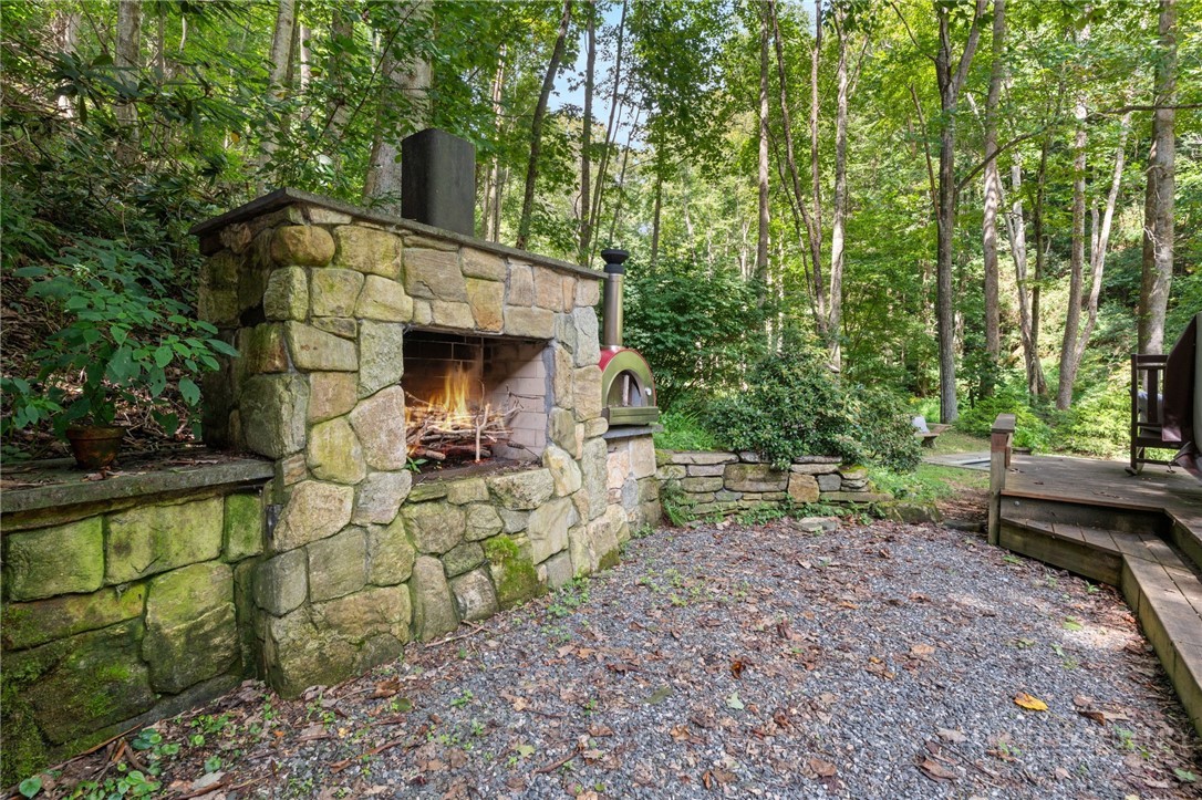 982 Jakes Mountain Road Property Photo 35
