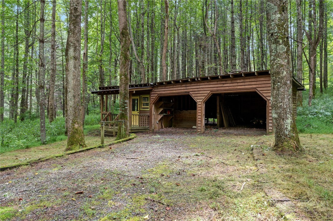 982 Jakes Mountain Road Property Photo 39
