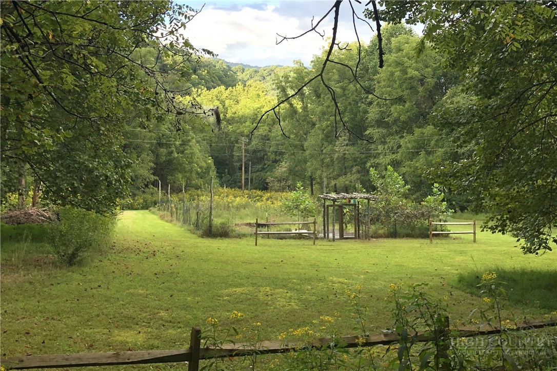 982 Jakes Mountain Road Property Photo 48