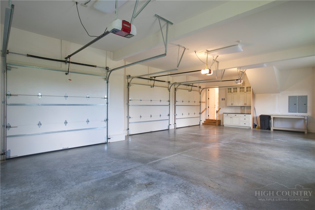 177 Thunderhill Trail Property Photo 44