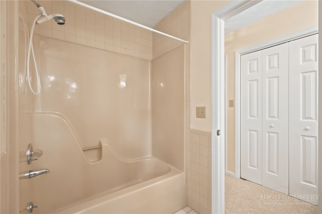 765 Oak Ridge Drive Property Photo 18