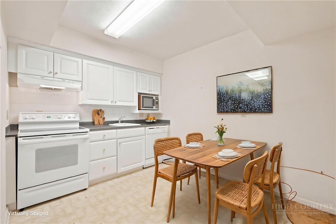 765 Oak Ridge Drive Property Photo 23